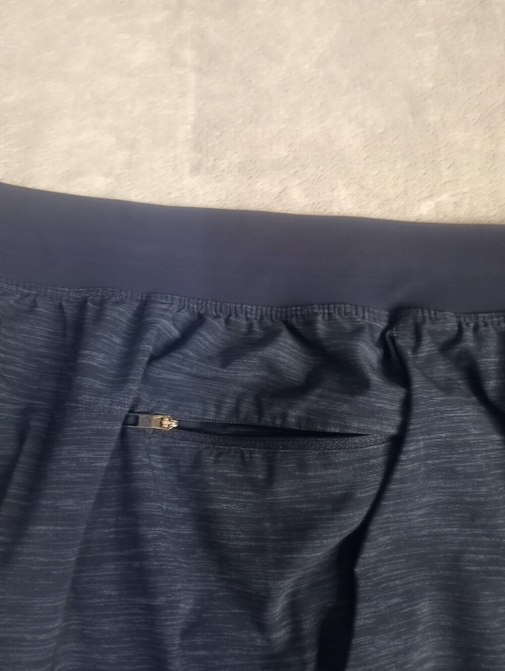 lululemon athletica Men's Performance Shorts in Dark Navy Heather Size Medium - Picture 12 of 14